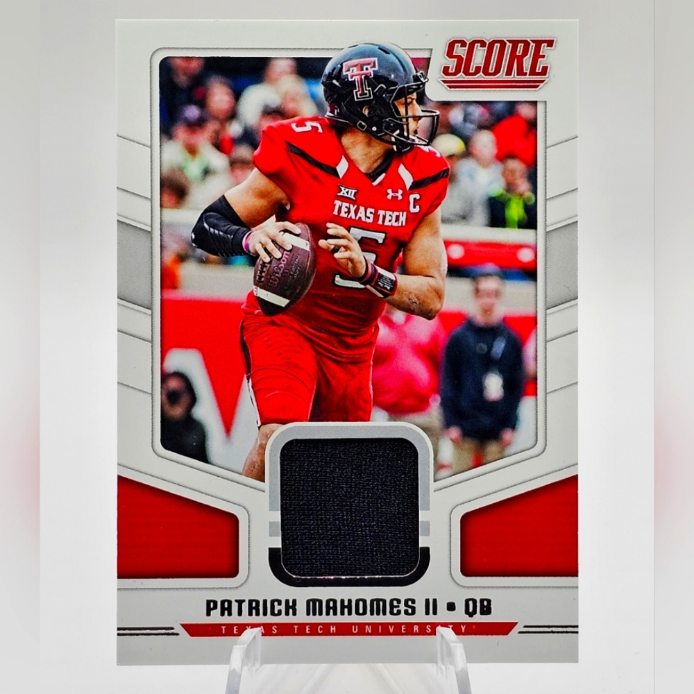 2018 Panini Score Patrick Mahomes II Collegiate Jersey Set Player Worn